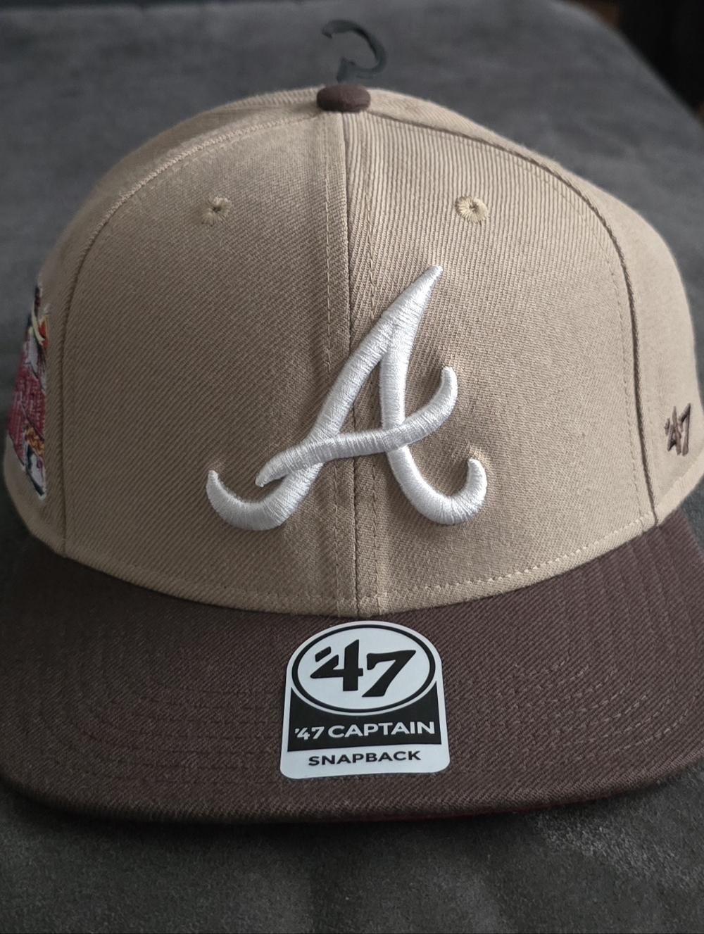'47 Captain Snapback Atlanta Braves Adjustable Hat - Tan & Brown